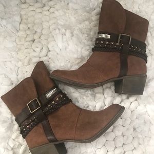 brown booties